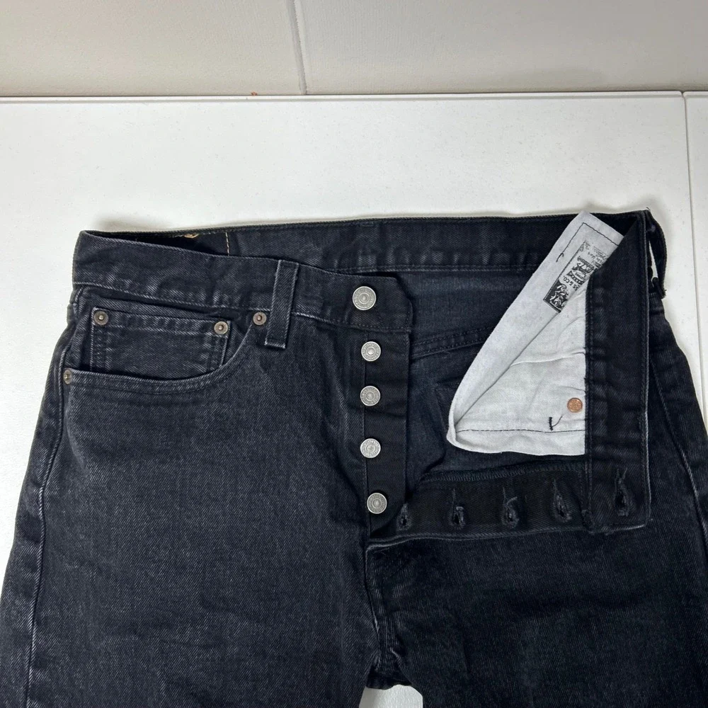 Levi's 501 Original Jeans Mens 32x32 Black Button Fly Straight Leg Denim